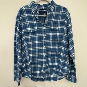 Nautica Men’s Classic Fit Flannel Blue And White Plaid Shirt Size Large